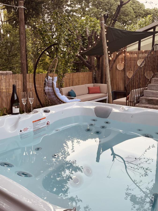 Maison Dans Les Arbres, Spa, Tennis, Parking Nîmes Eksteriør bilde